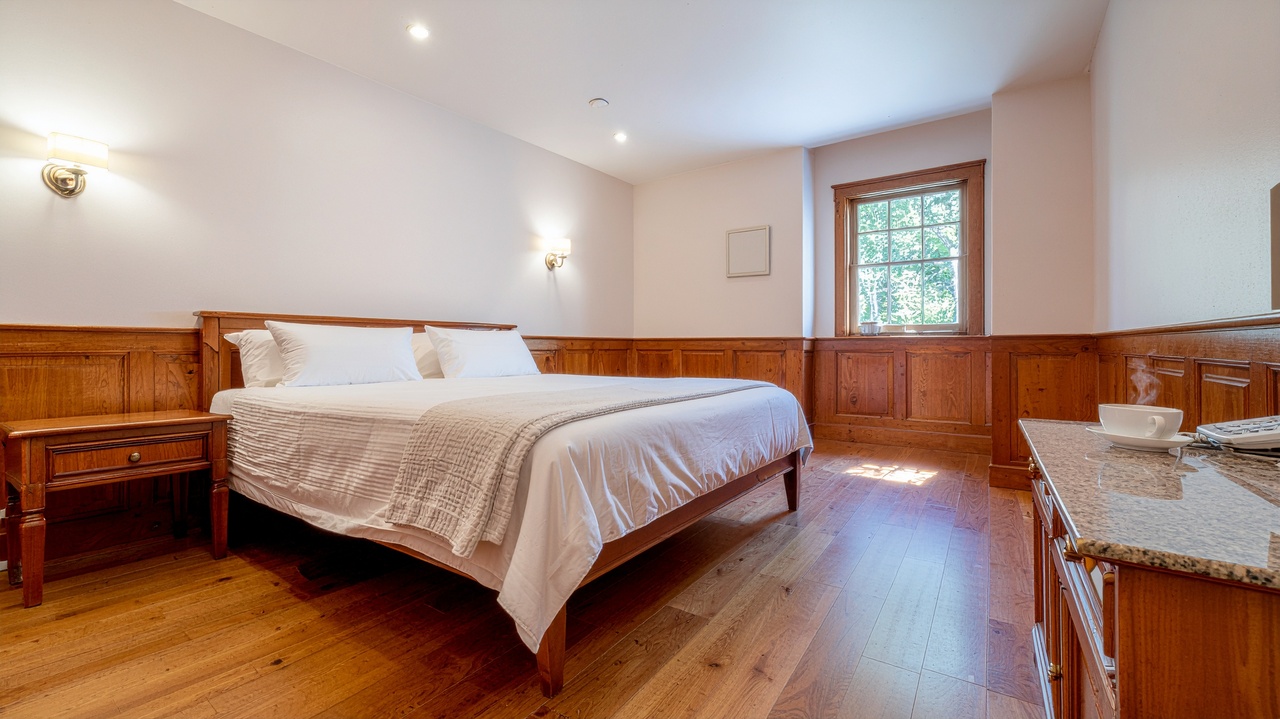 REGENTS GARDEN CLUB PREMIUM MEMBERSHIPS & ROOM UPGRADES AT REGENTS GARDEN PERTH.jpg